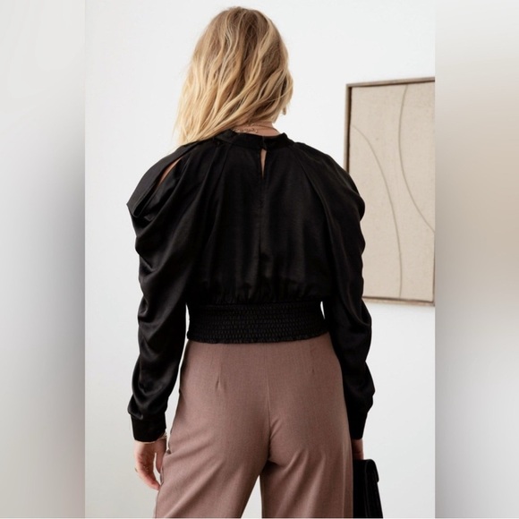 DO+BE Satin Drape Sleeve Crop Cold Shoulder Top - Picture 4 of 5